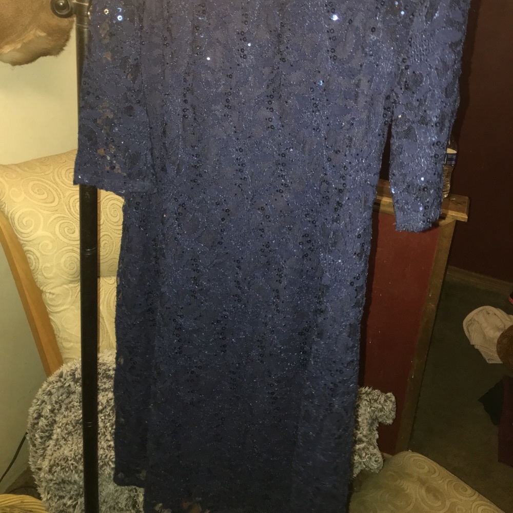 rabbit dress! - Picture 2 of 3